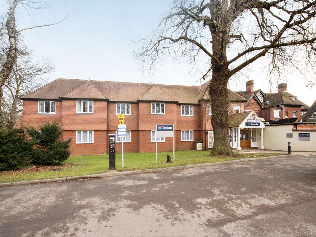 Travelodge Walton On Thames Εξωτερικό φωτογραφία